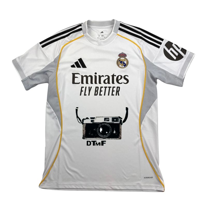 Camiseta Real Madrid x Bad Bunny