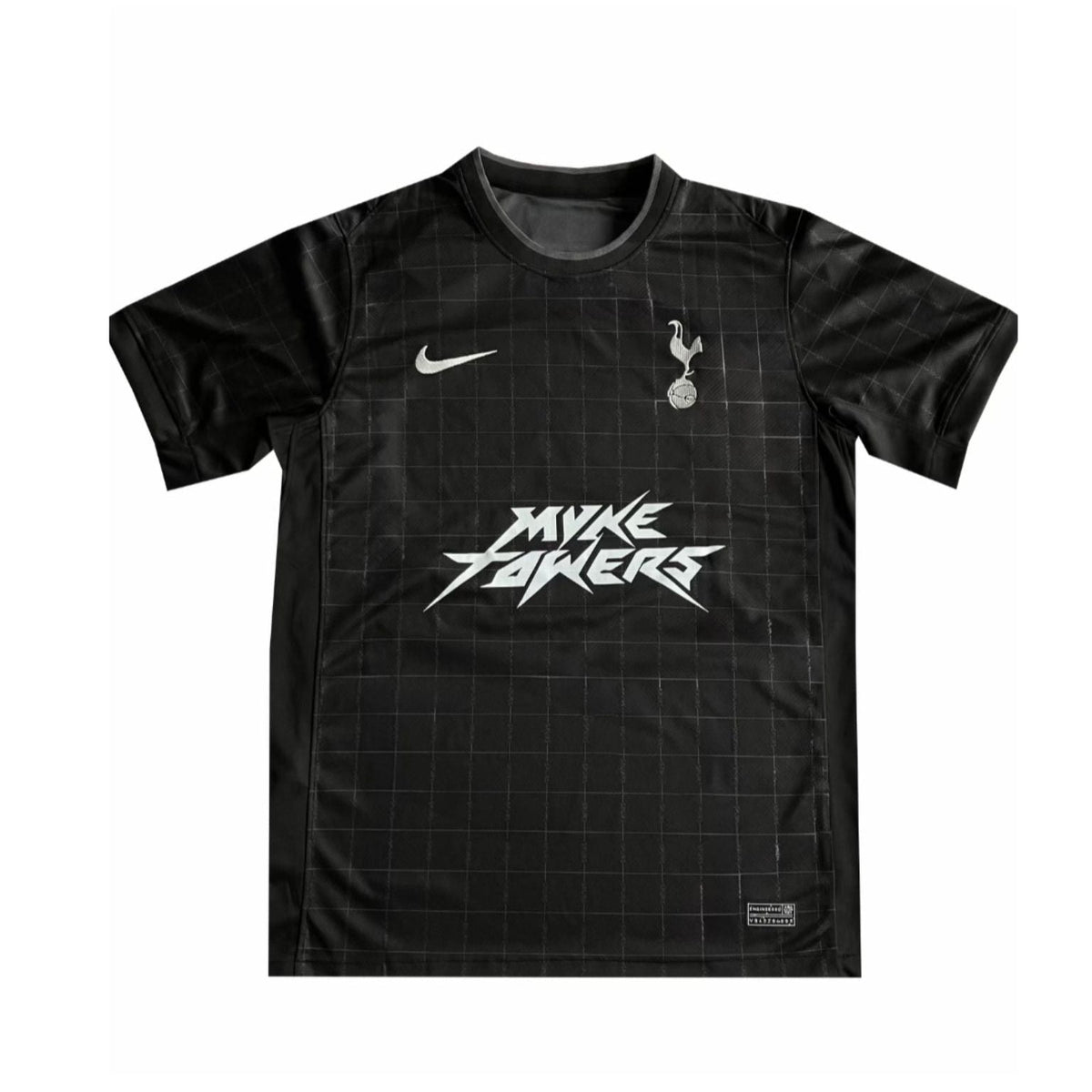 Camiseta Tottenham x Myke Towers