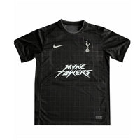 Camiseta Tottenham x Myke Towers