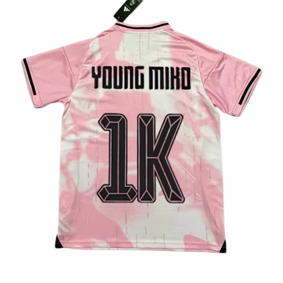 Camiseta Real Madrid x Young Miko