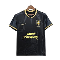 Camiseta Myke Towers x Brasil