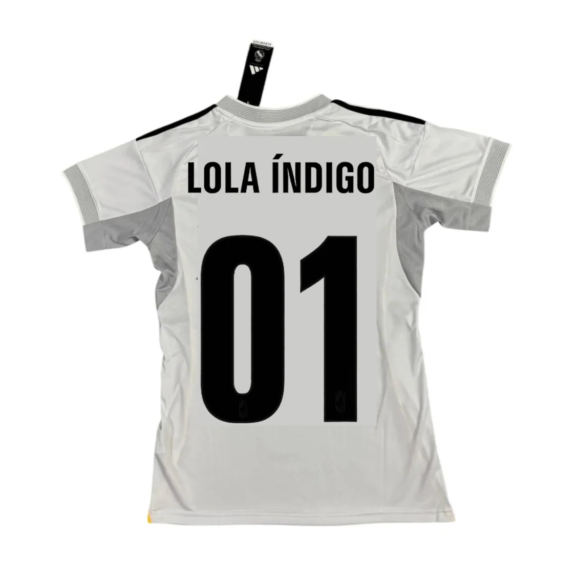 Camiseta Real Madrid x Lola Índigo