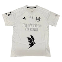 Camiseta Jhay Cortez x Arsenal